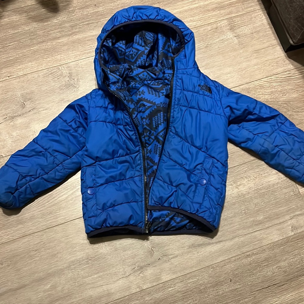 Boys North Face reversible Jacket